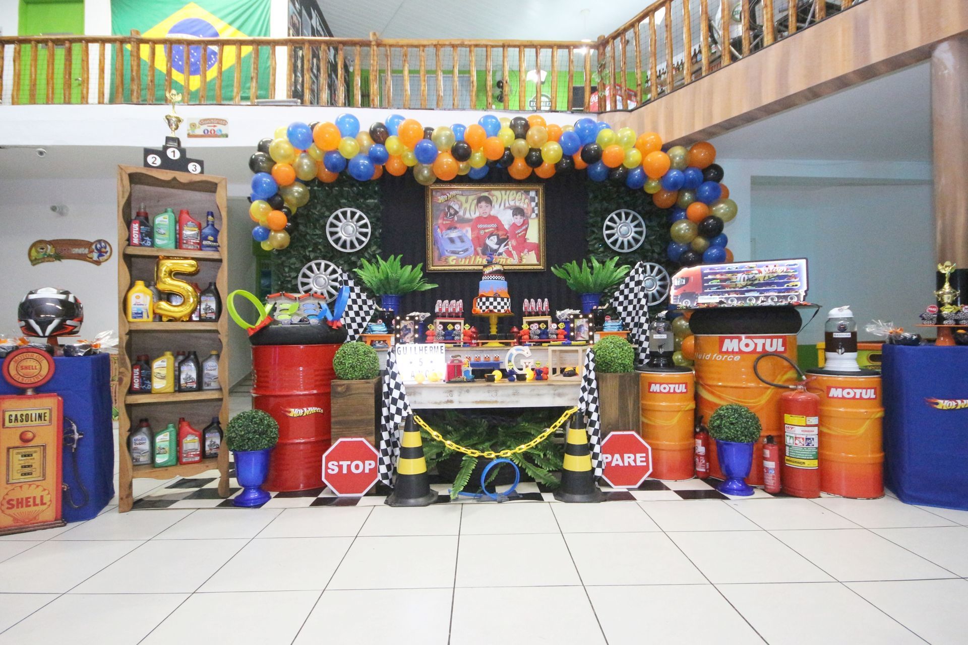 Foto Guilherme 5 - Hotwells - Turma do Juba - Imagem 0