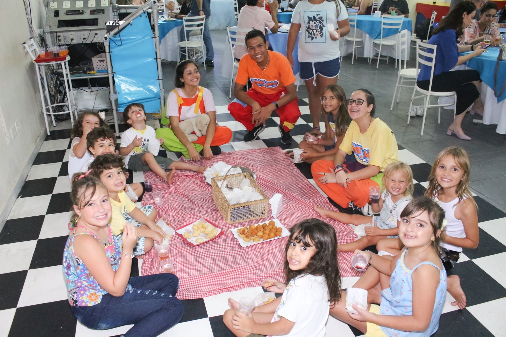 Foto MAMÁ GALÚ Buffet - Imagem 35