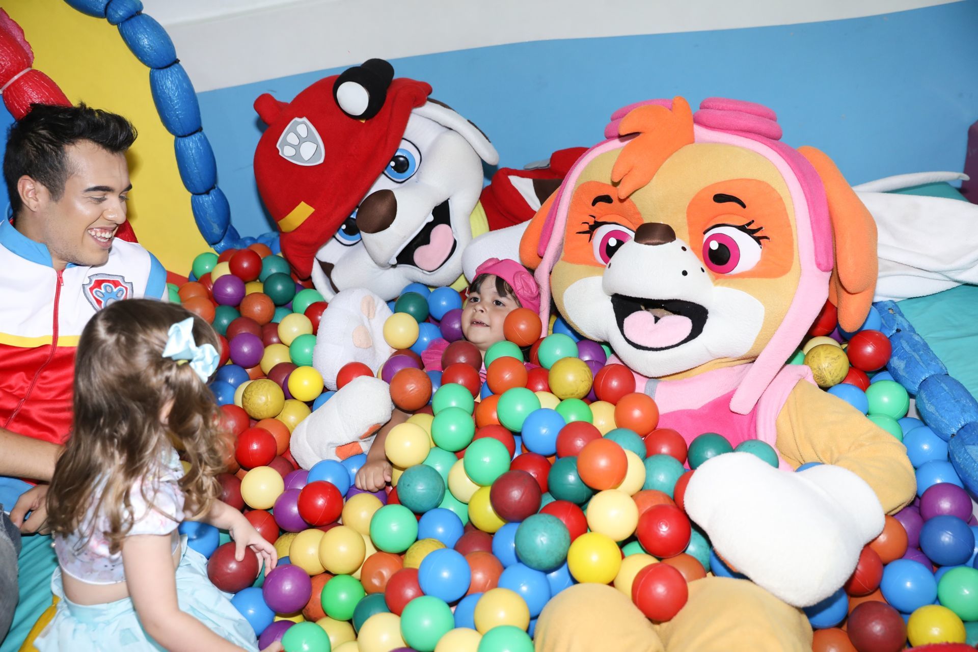 Foto Maria Clara 3 - Sky - CARTOON PARK - Imagem 32