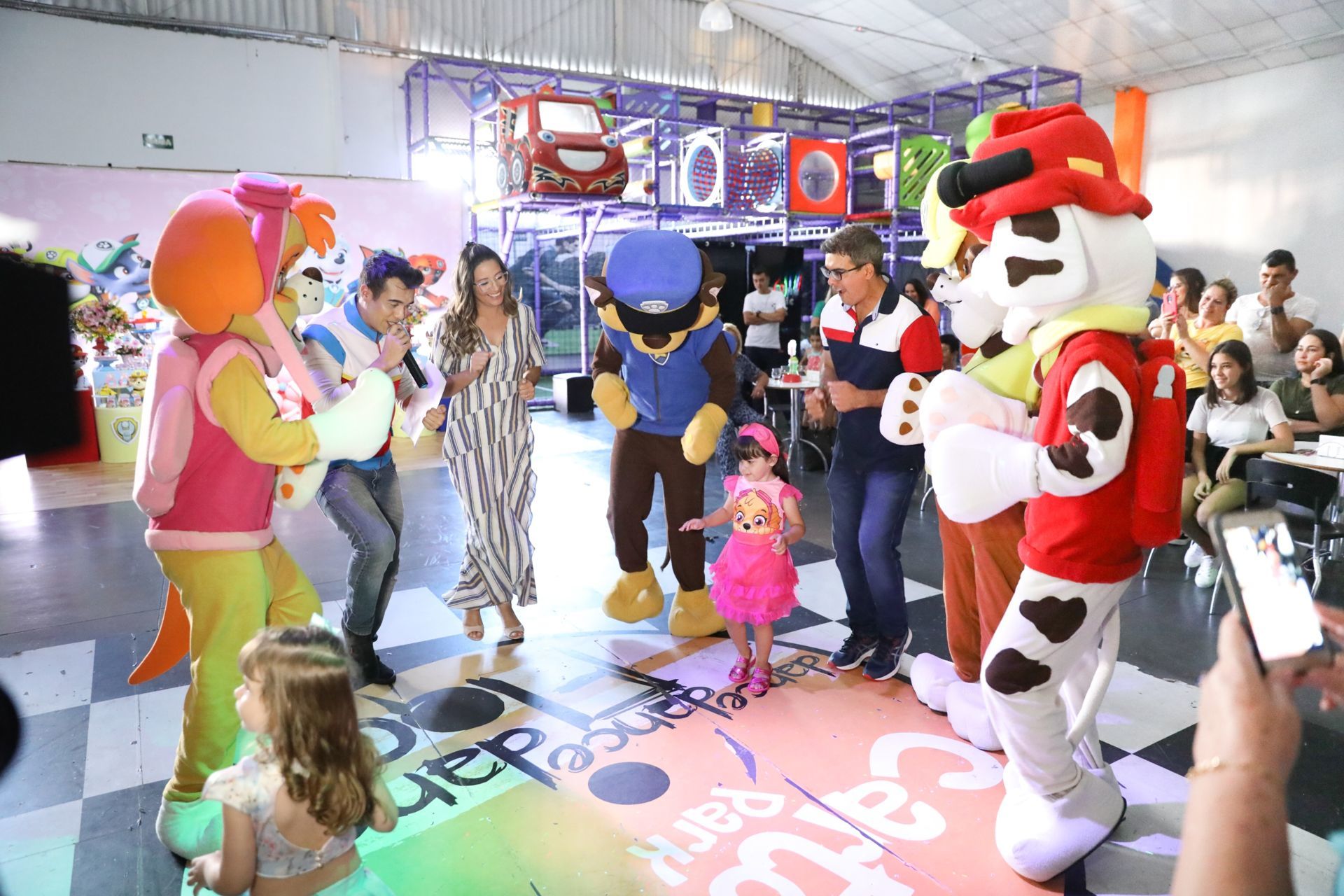 Foto Maria Clara 3 - Sky - CARTOON PARK - Imagem 24