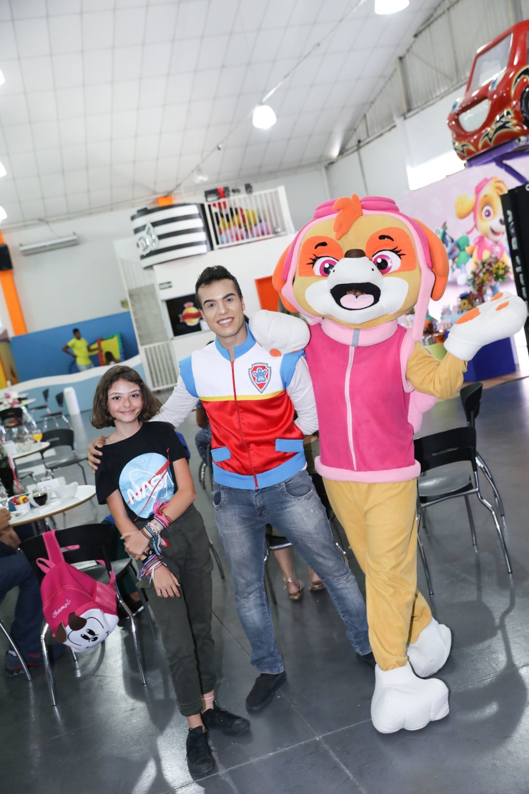 Foto Maria Clara 3 - Sky - CARTOON PARK - Imagem 19