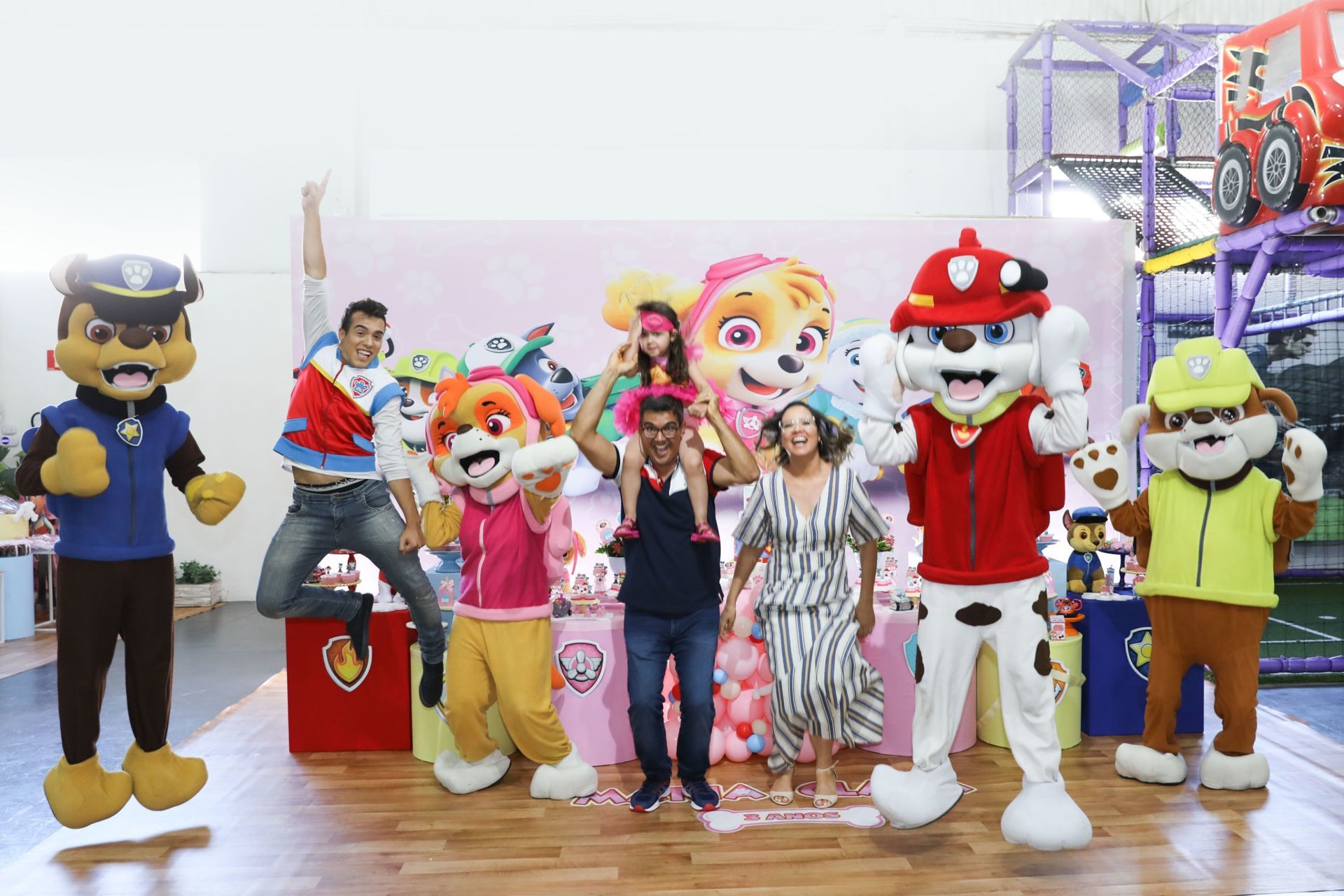 Foto Maria Clara 3 - Sky - CARTOON PARK - Imagem 30