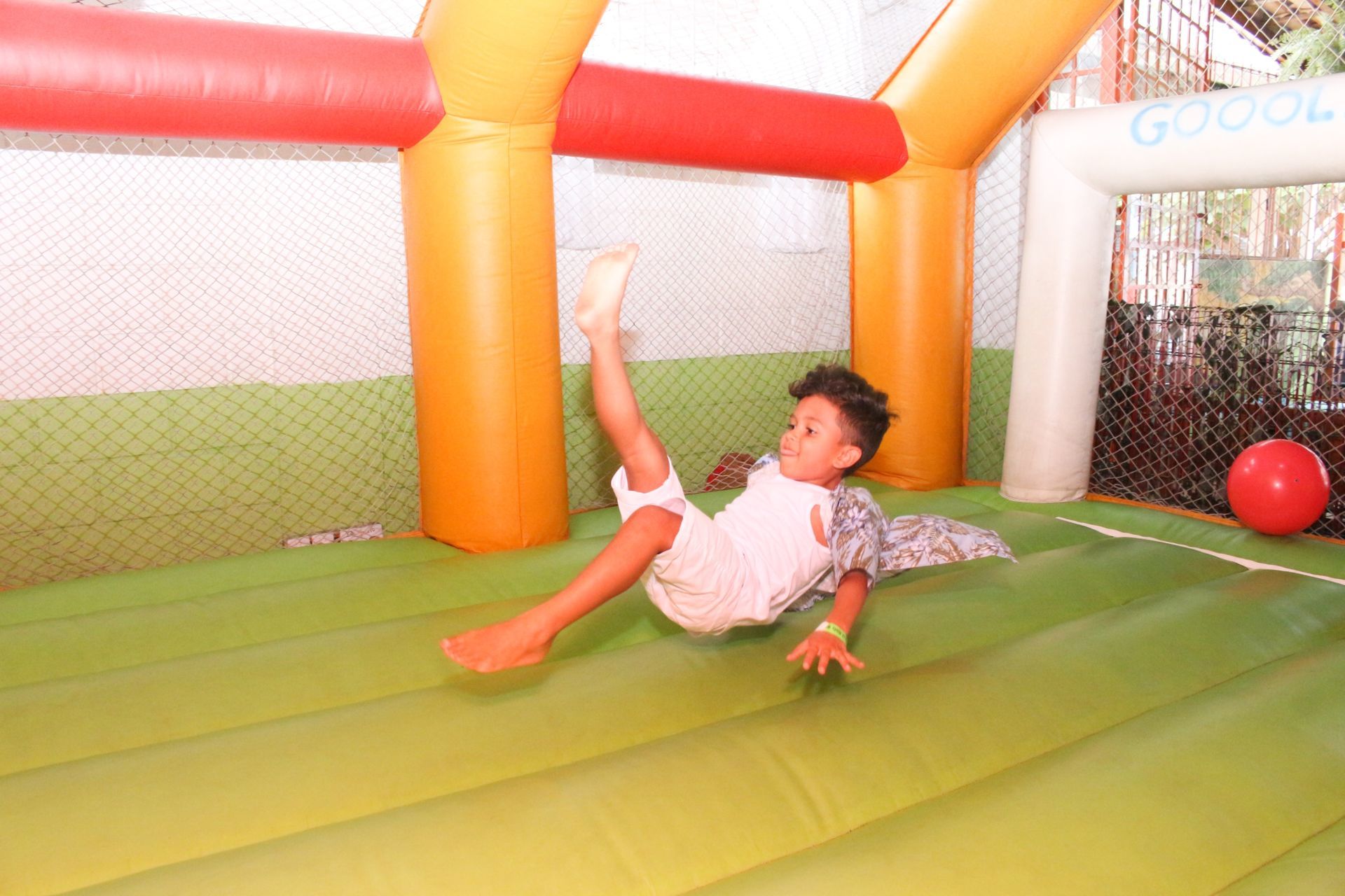 Foto Pietro 6 & Théo 1 - Praia - KIDS MANIA  - Imagem 17