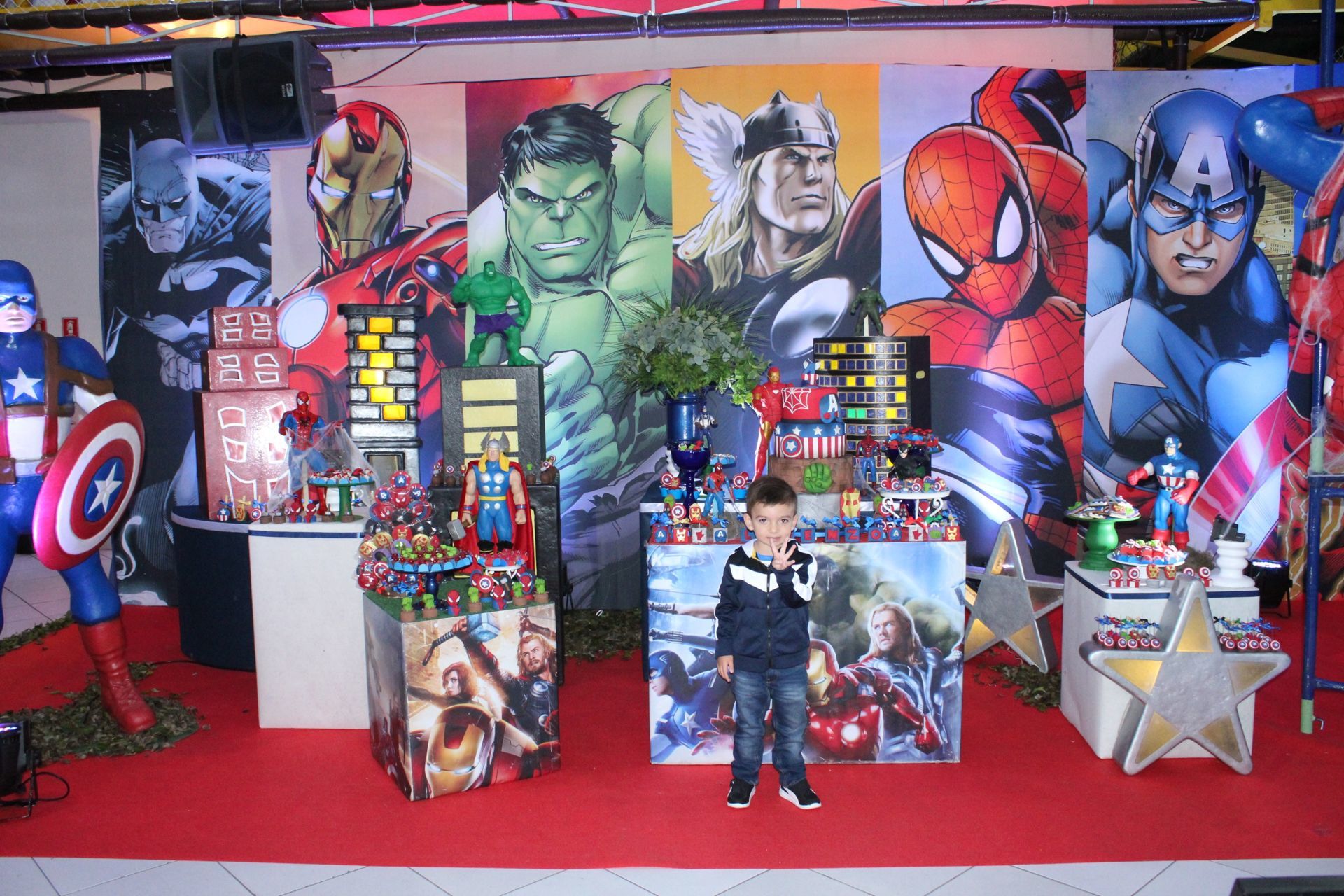 Foto Lorenzo 4 - Capitão América - Imagem 3