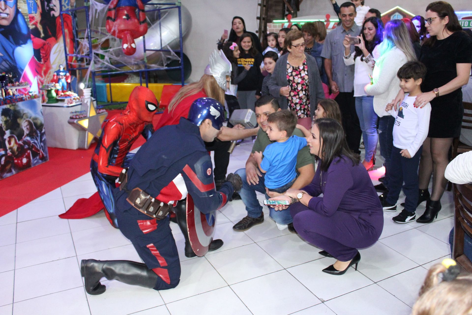 Foto Lorenzo 4 - Capitão América - Imagem 29