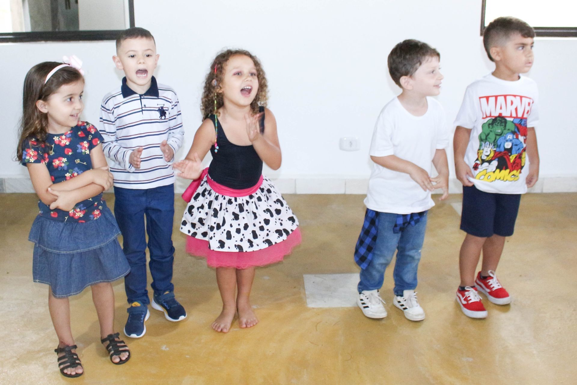 Foto Lara 5 - Lol Diva - Imagem 56