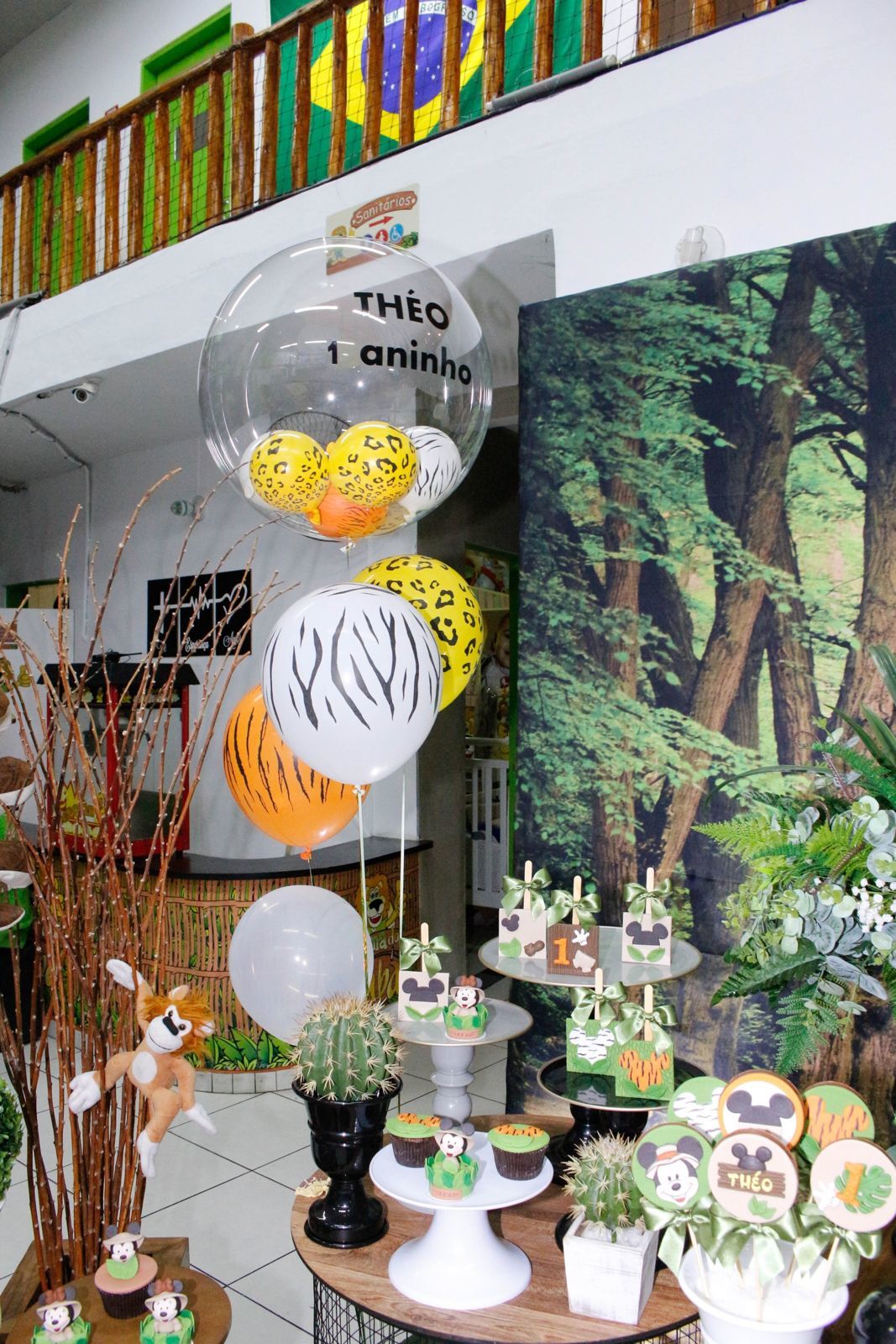 Foto Théo 1 - Safari - Turma do Juba Buffet - Imagem 0