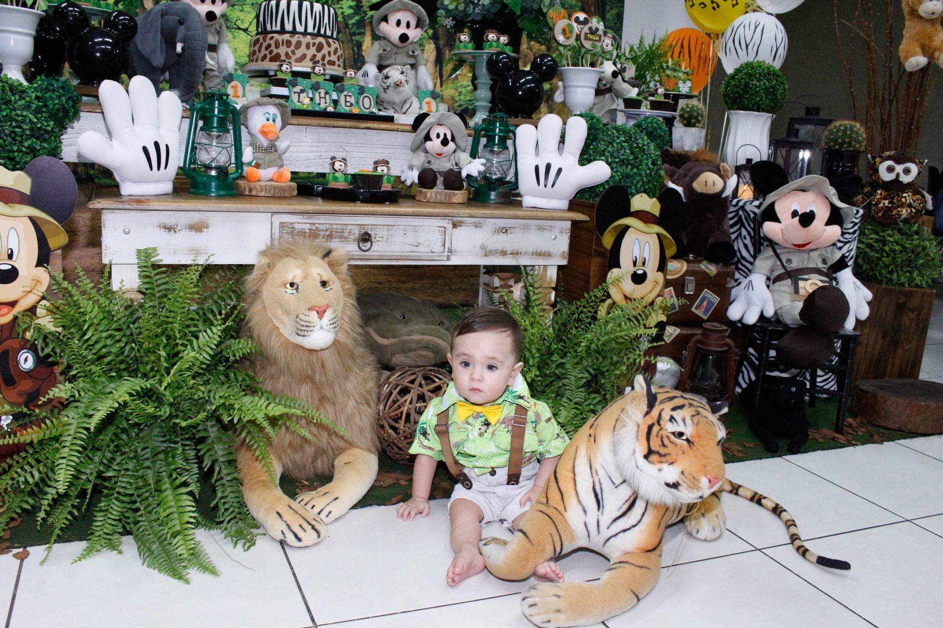 Foto Théo 1 - Safari - Turma do Juba Buffet - Imagem 34