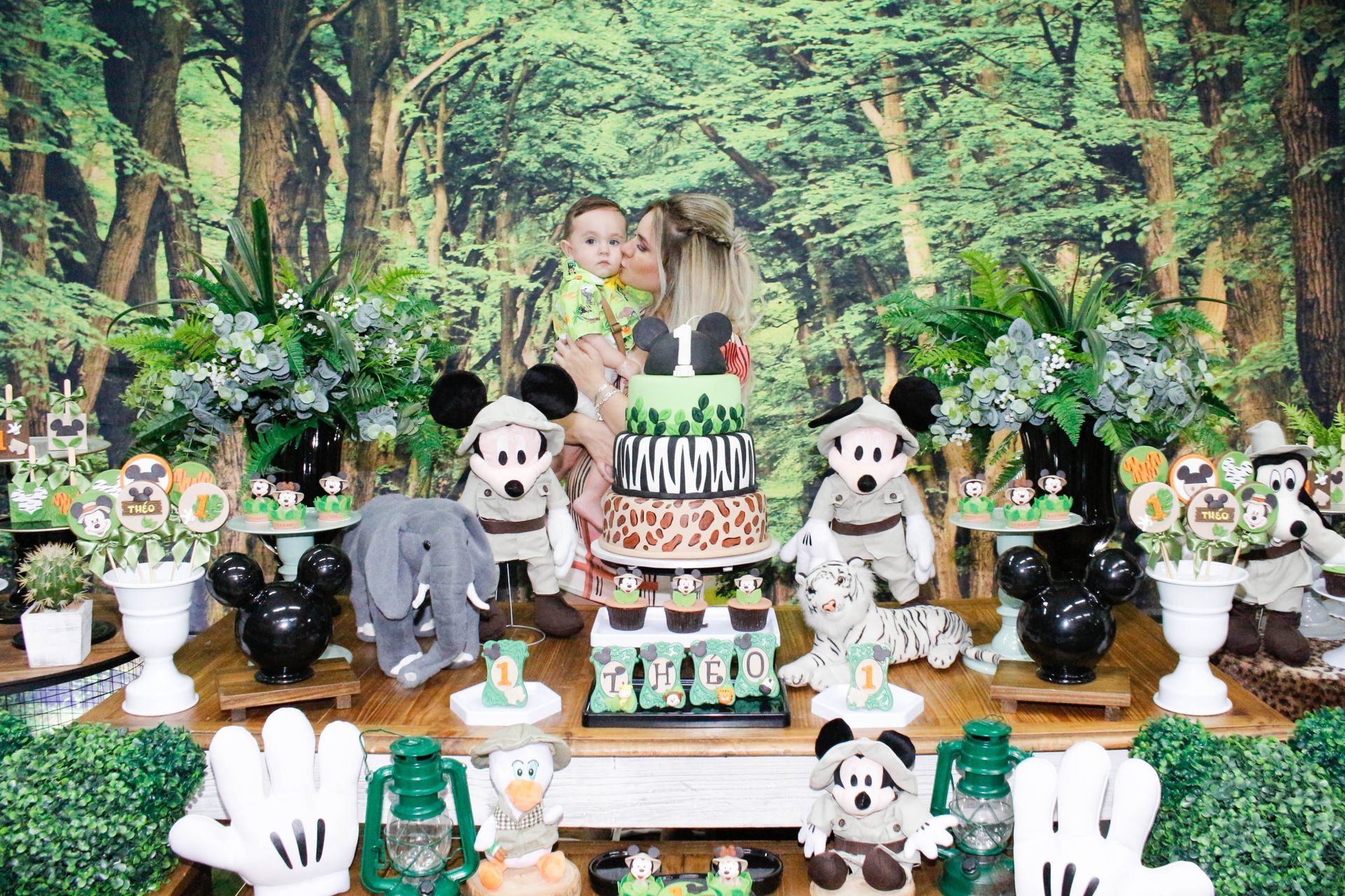 Foto Théo 1 - Safari - Turma do Juba Buffet - Imagem 53