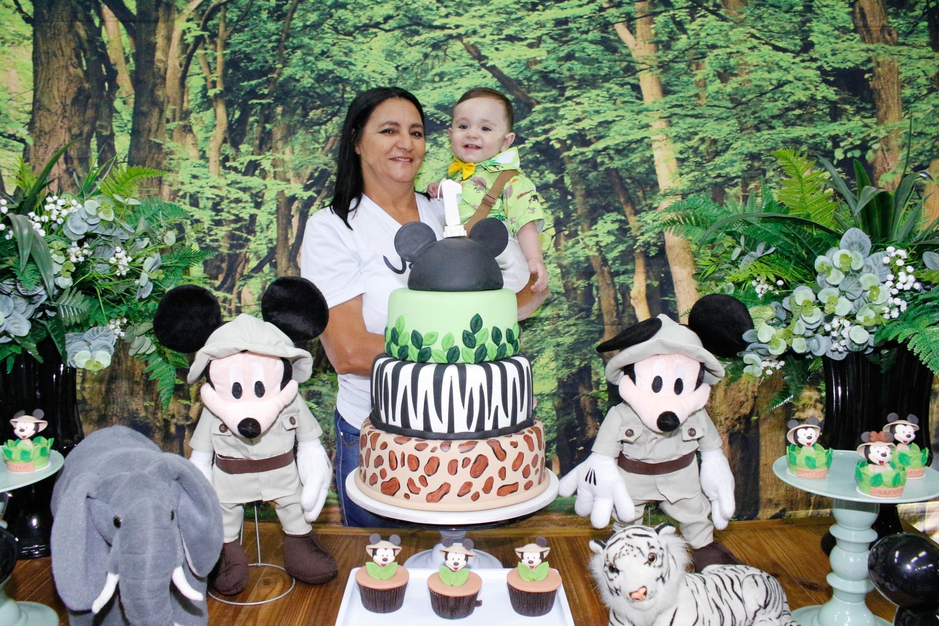 Foto Théo 1 - Safari - Turma do Juba Buffet - Imagem 41