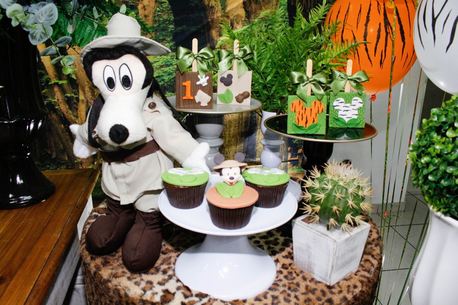 Foto Théo 1 - Safari - Turma do Juba Buffet - Imagem 56