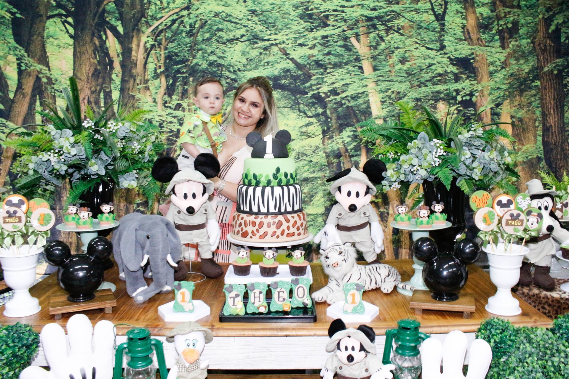 Foto Théo 1 - Safari - Turma do Juba Buffet - Imagem 51