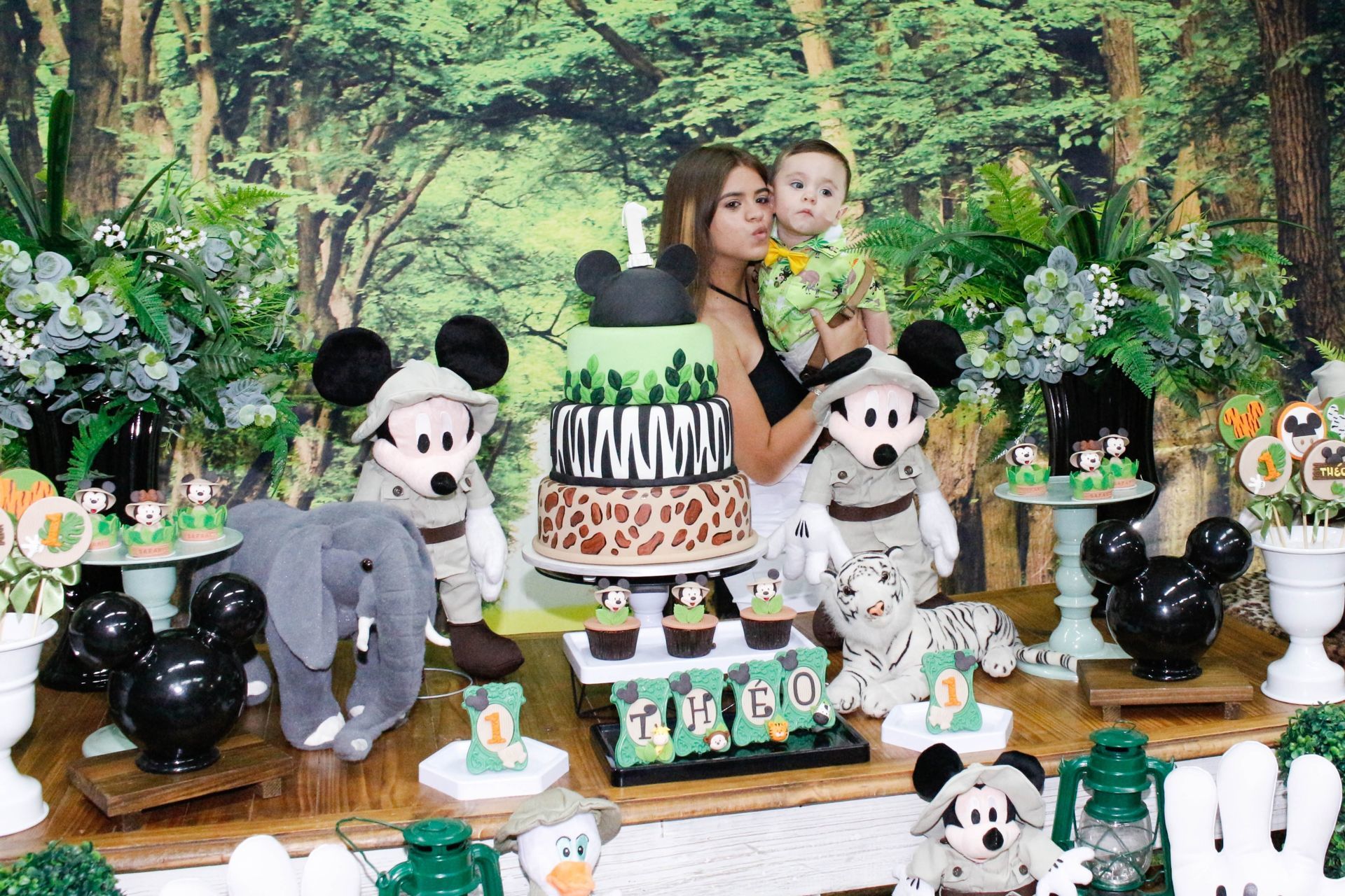 Foto Théo 1 - Safari - Turma do Juba Buffet - Imagem 29