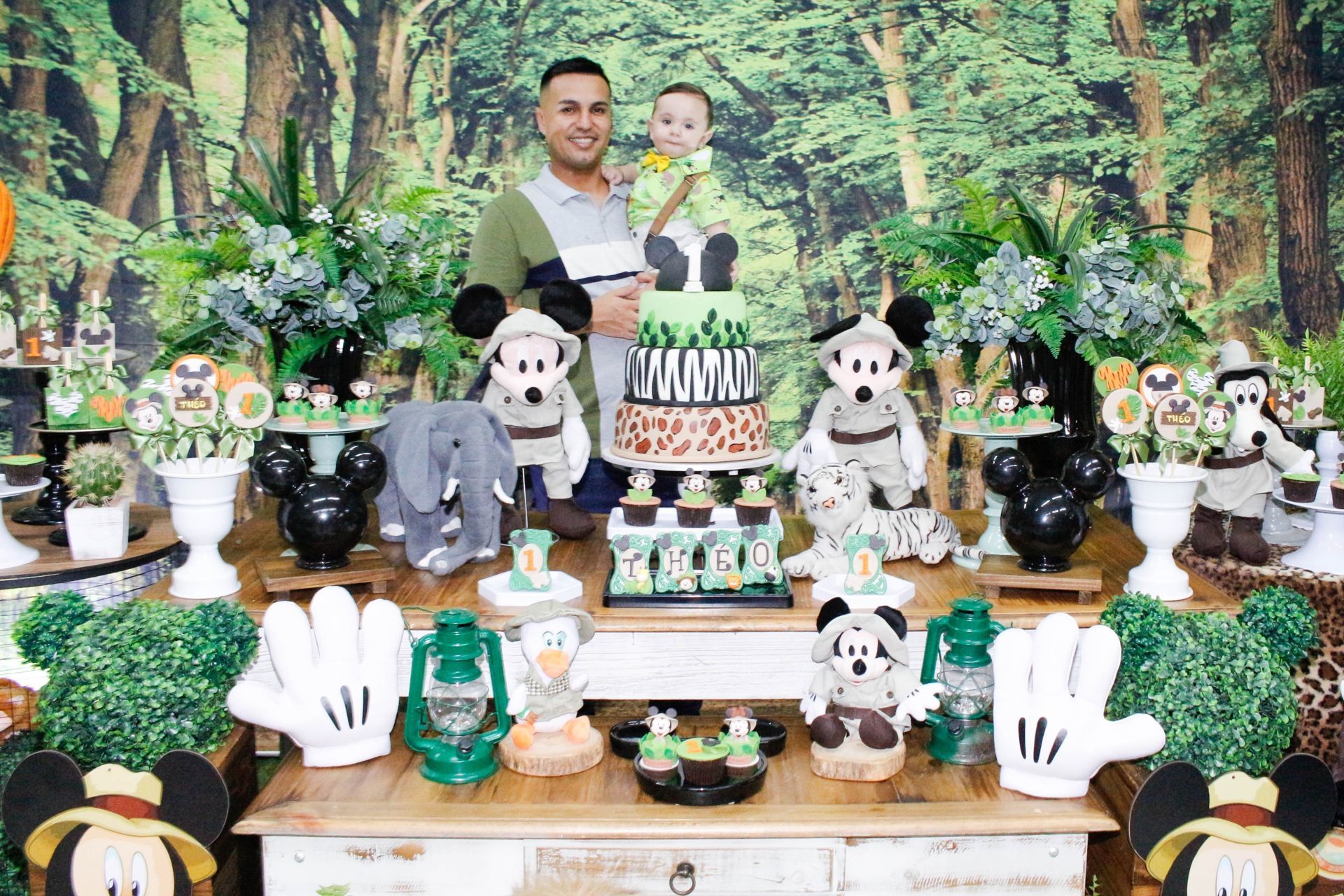 Foto Théo 1 - Safari - Turma do Juba Buffet - Imagem 46