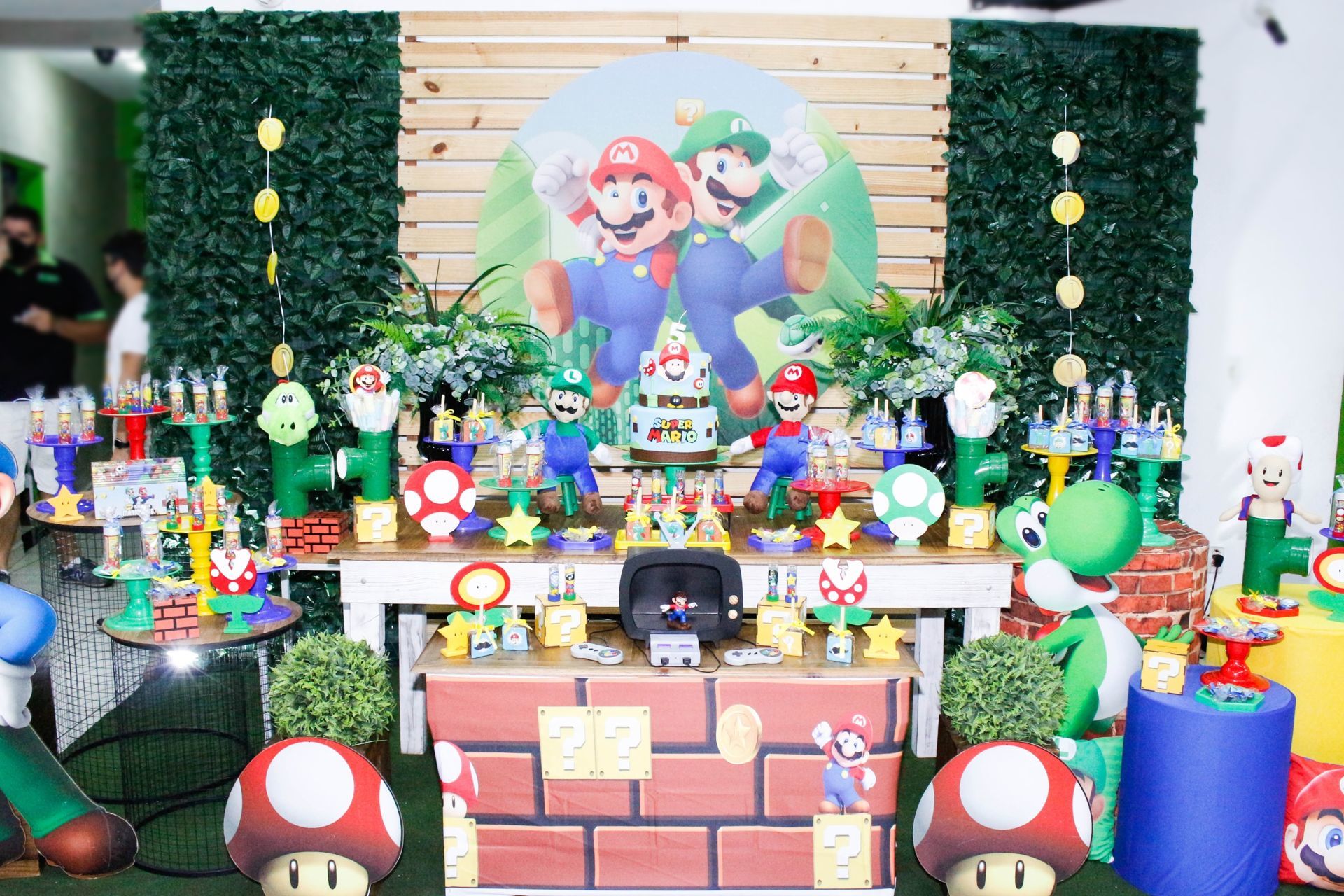 Foto Matheus  - Mario Bros - Turma do Juba Buffet - Imagem 0