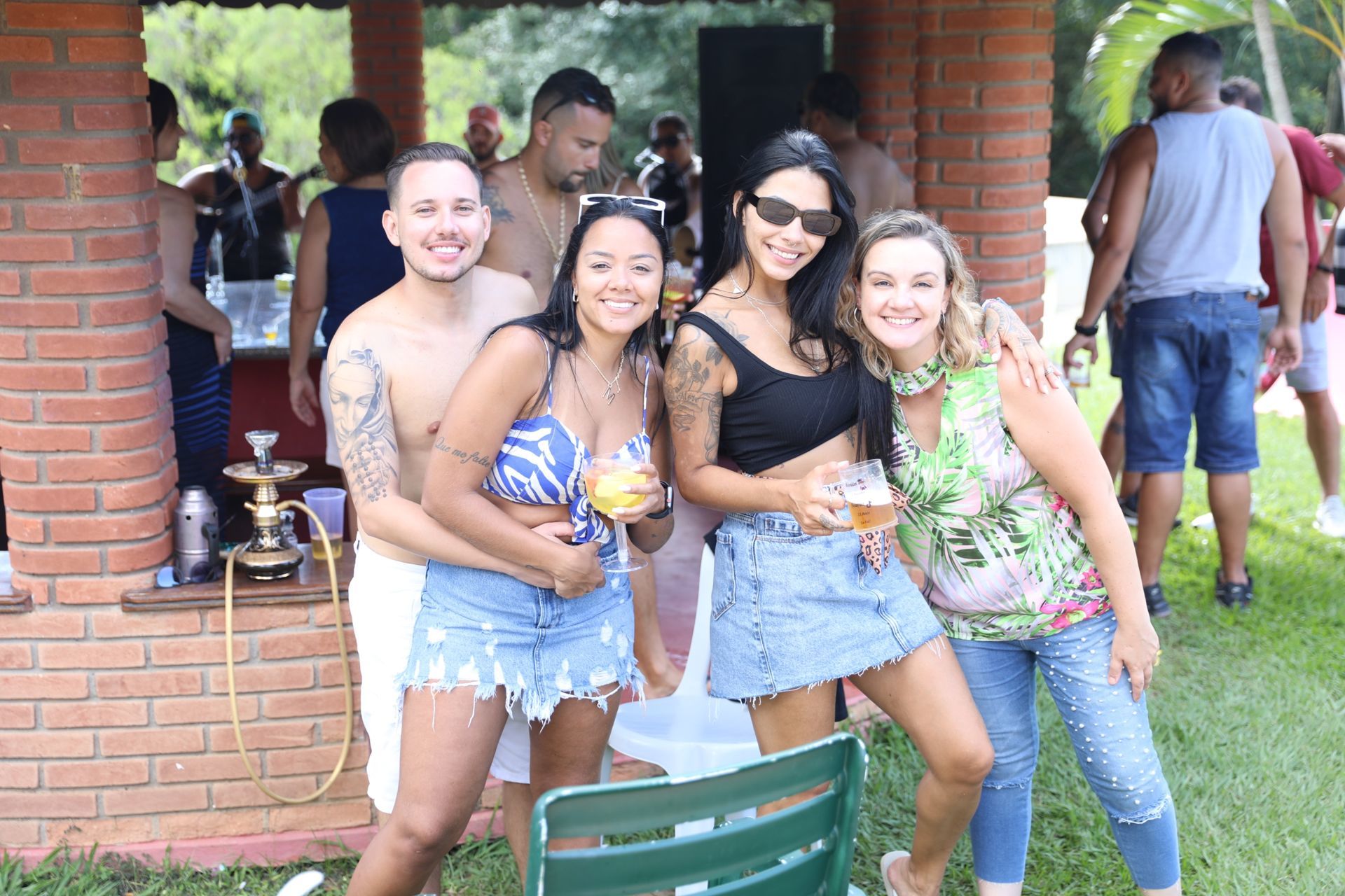 Foto Renan 1 - circo &  Beatrix Tik Tok - Imagem 26