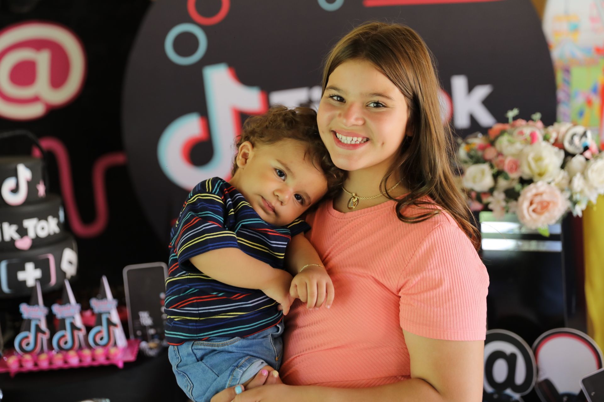 Foto Renan 1 - circo &  Beatrix Tik Tok - Imagem 52