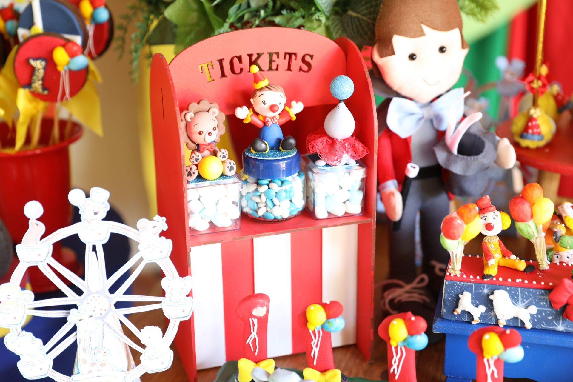 Foto Renan 1 - circo &  Beatrix Tik Tok - Imagem 39