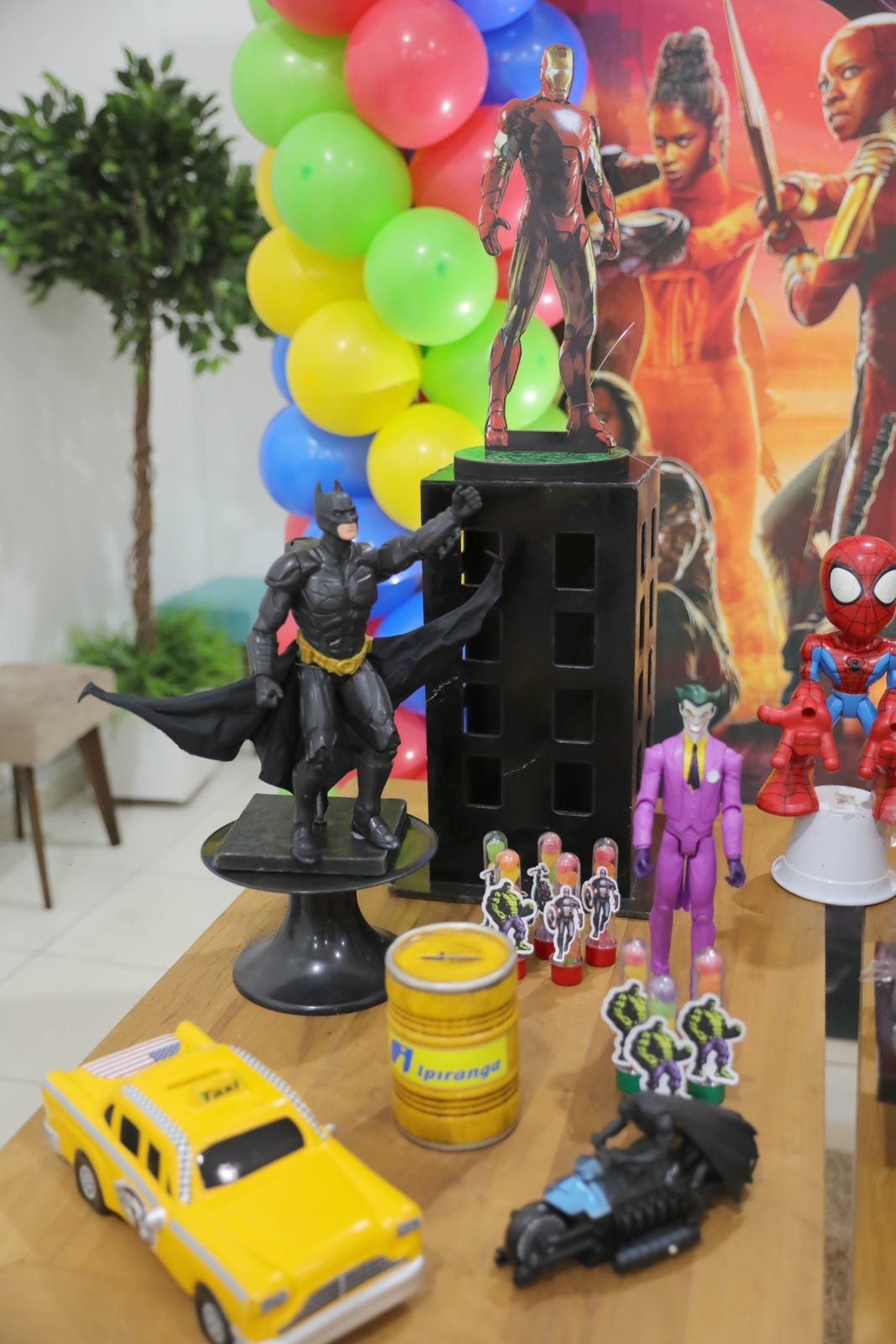 Foto Miguel - Vingadores - Splash Buffet - Imagem 3