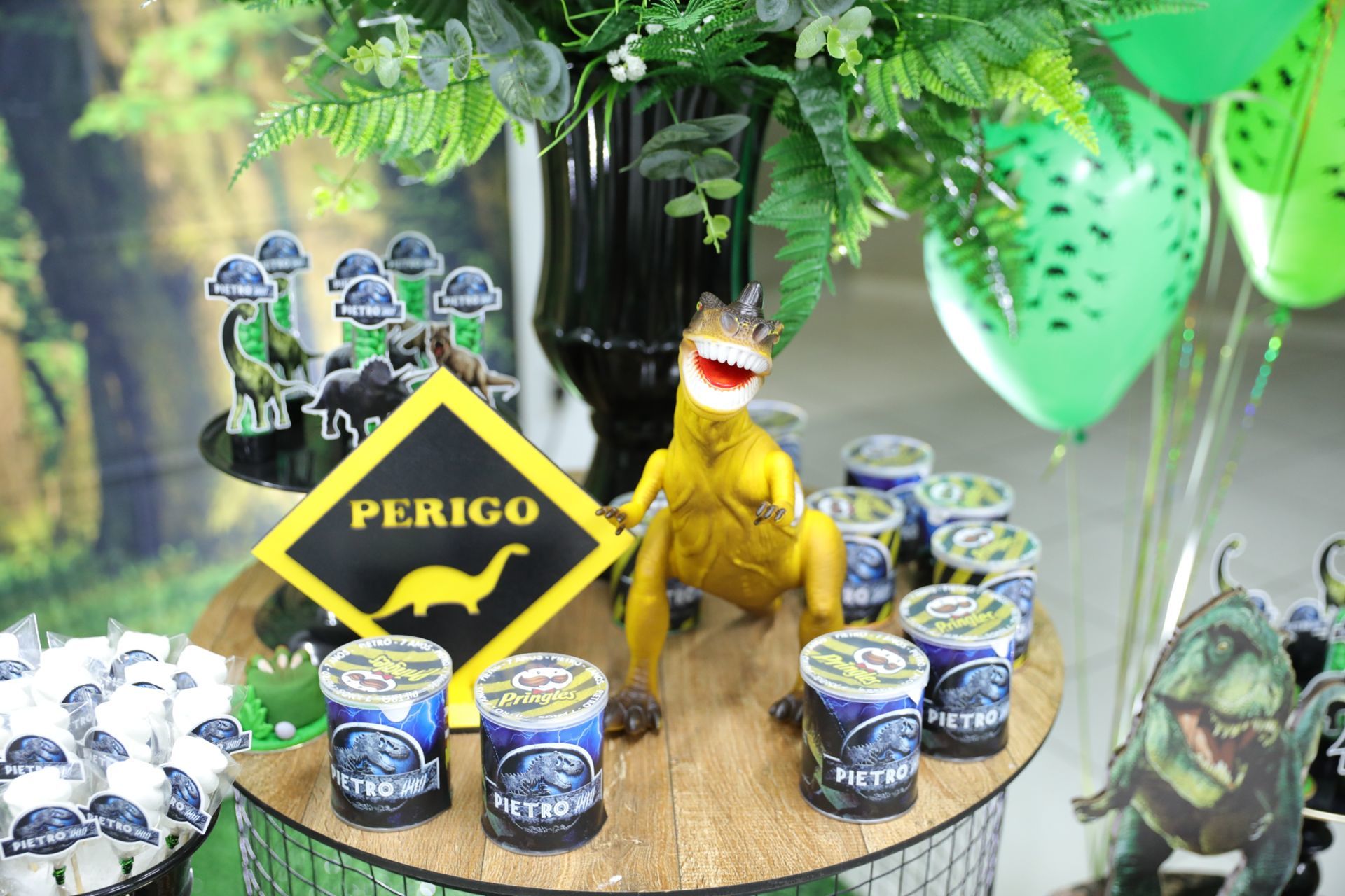 Foto Pietro 7 - Jurassic World - Turma do Juba Buffet - Imagem 17