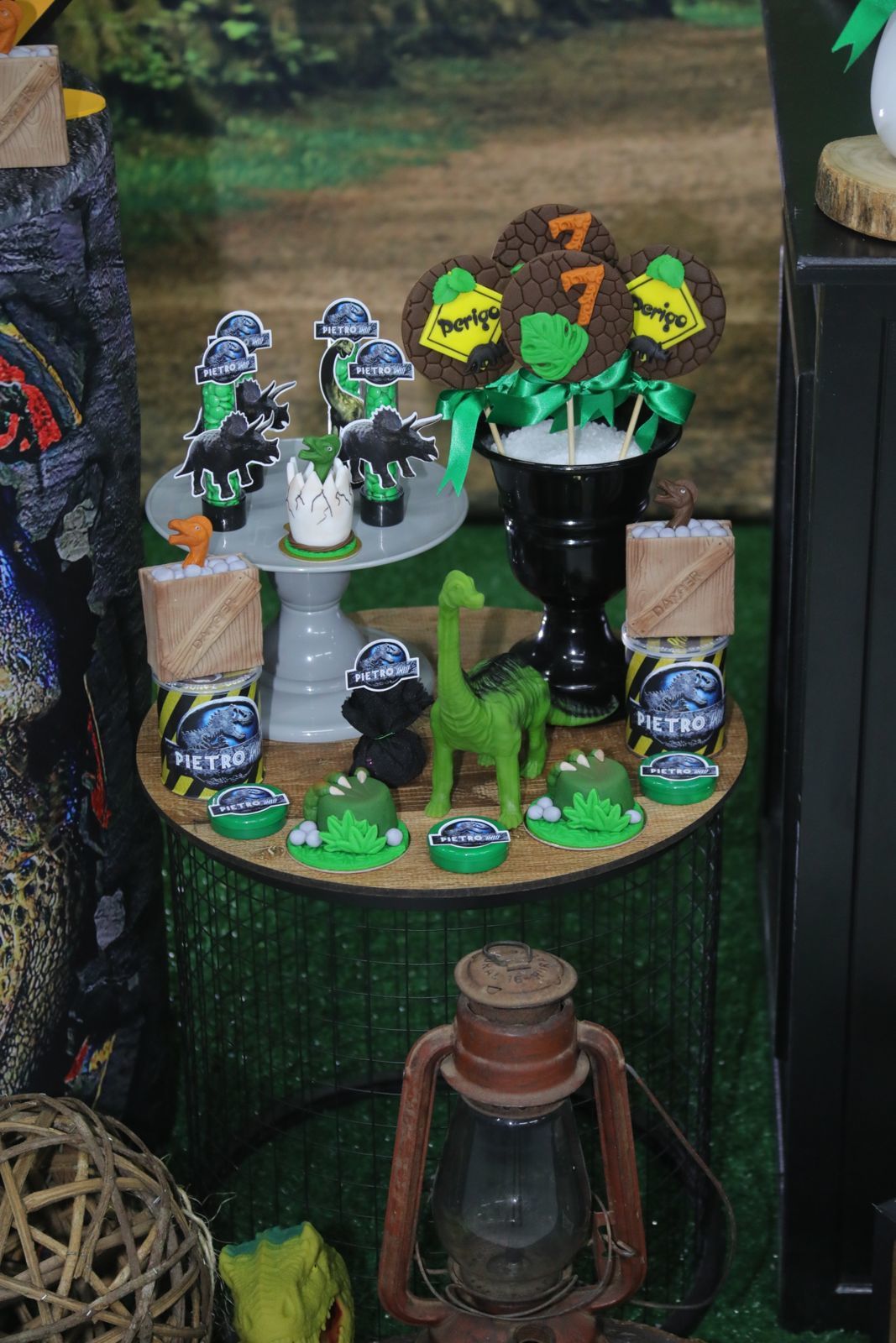 Foto Pietro 7 - Jurassic World - Turma do Juba Buffet - Imagem 4