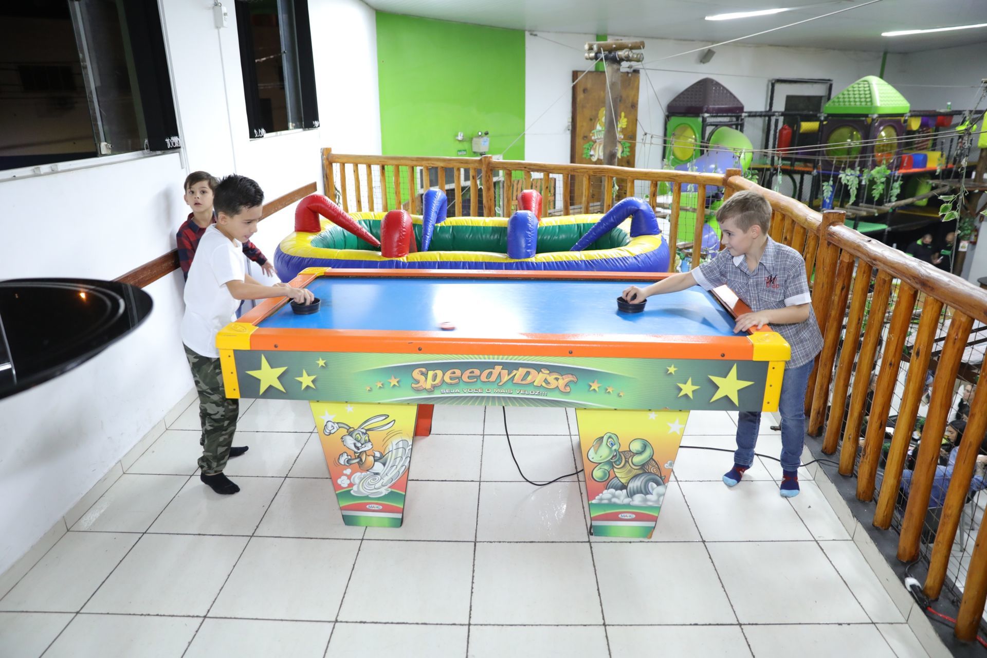 Foto Pietro 7 - Jurassic World - Turma do Juba Buffet - Imagem 34