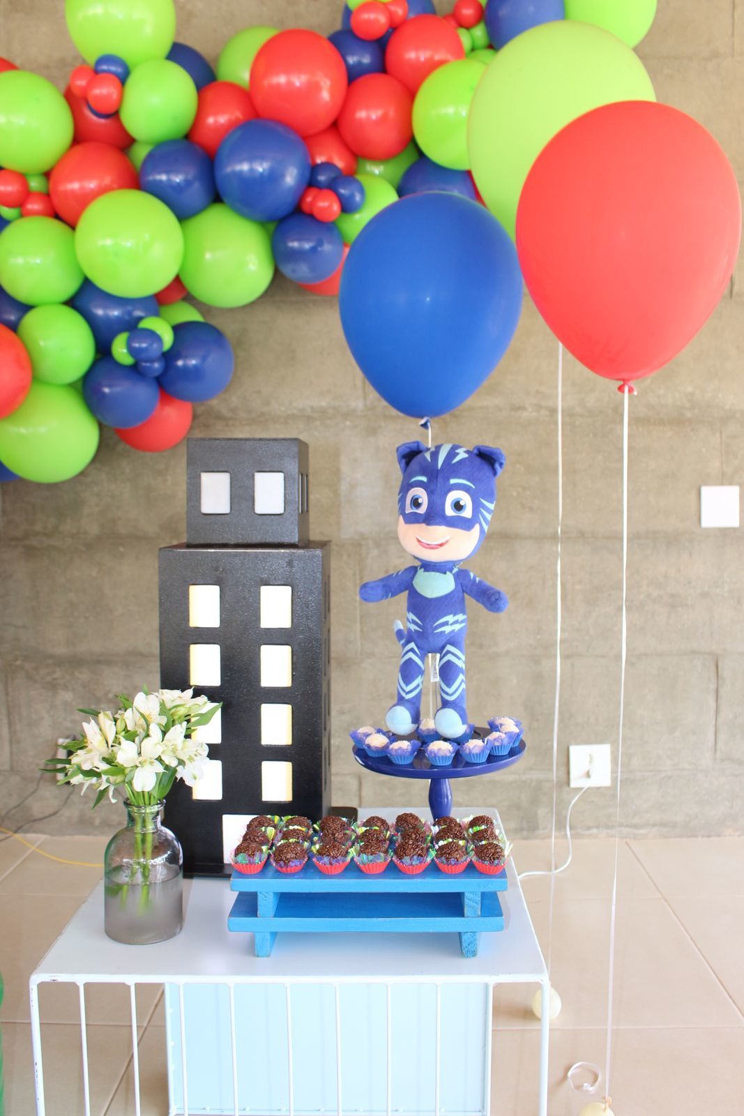 Foto Antonio 3 - Pj masks - Imagem 3