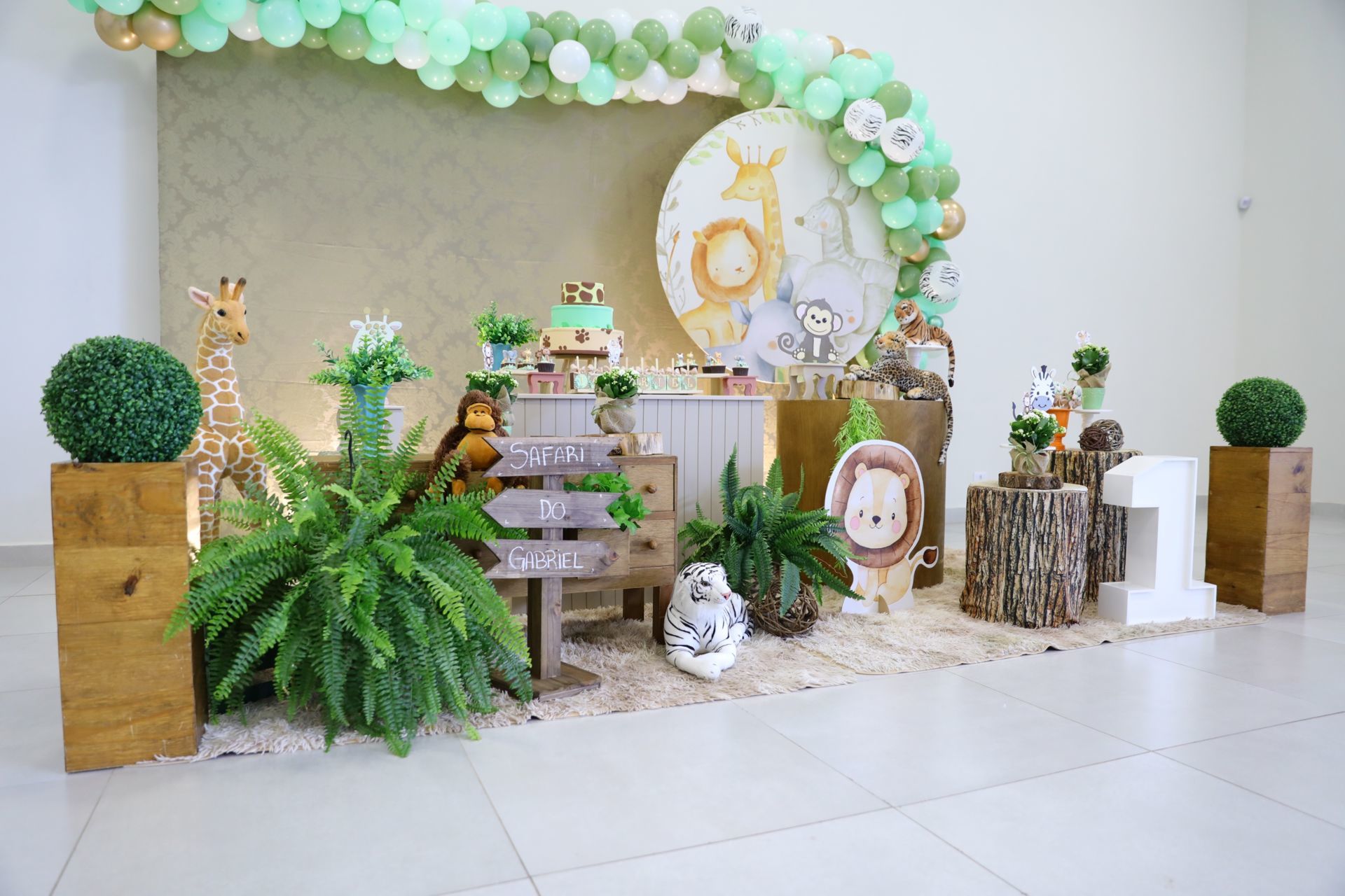 Foto Gabriel 1 - Safari Baby - Buffet Splash - Imagem 48