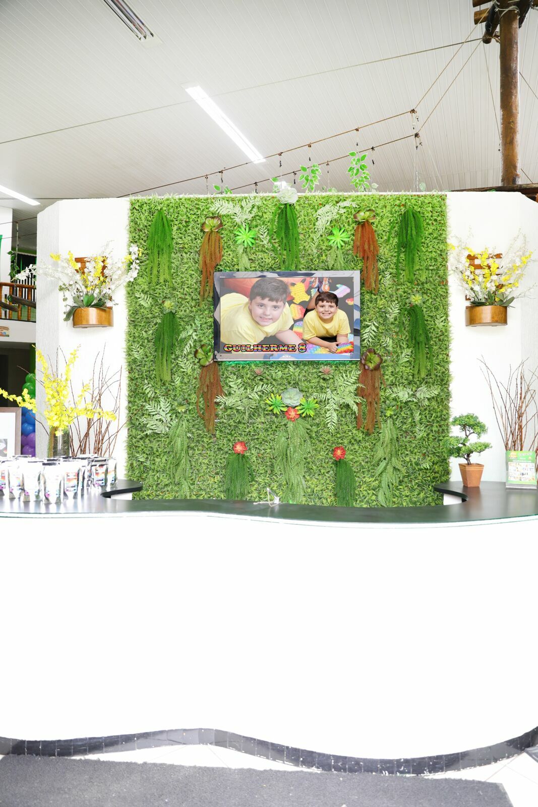 Foto Gui - Fidgettoys - Buffet Turma do Juba - Imagem 1