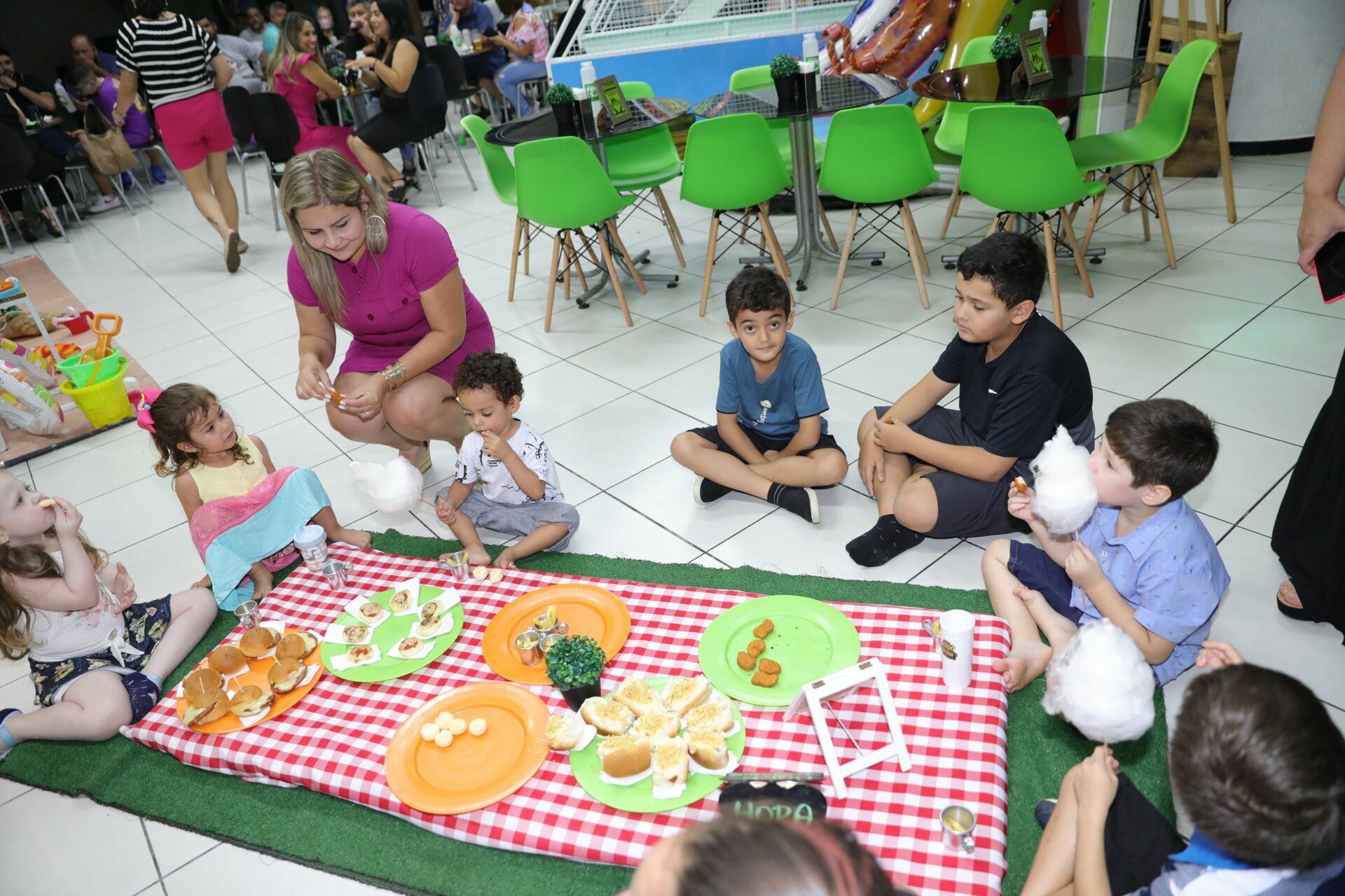 Foto Maitê 3 - Praia - Buffet Turma do Juba  - Imagem 32