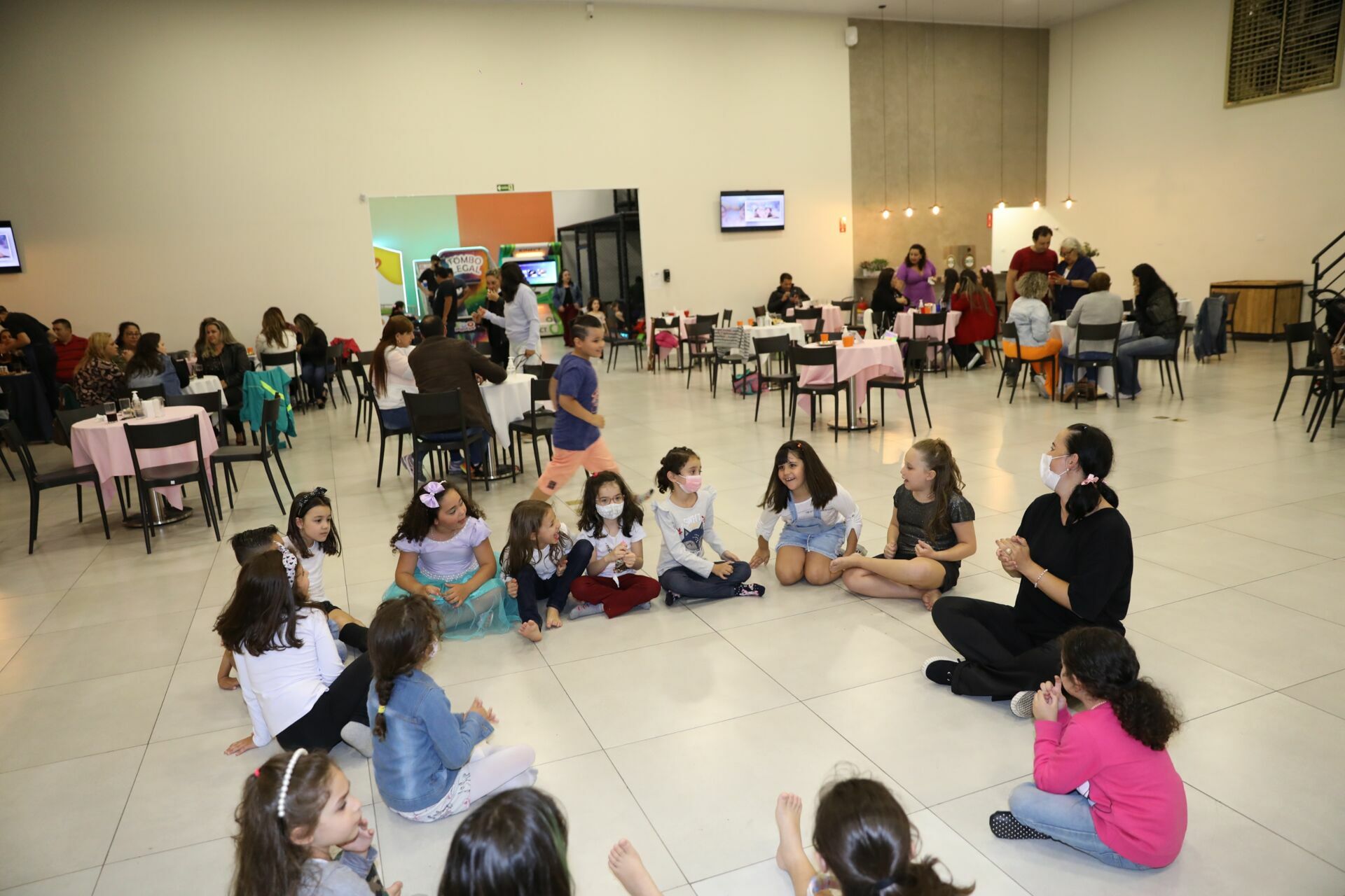 Foto Lavínia - Ariel - SPLASH Buffet - Imagem 23