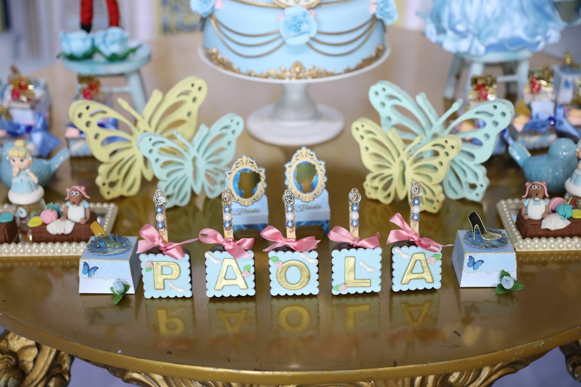 Foto Paola - Cinderela - ANIMATRIX Buffet - Imagem 2