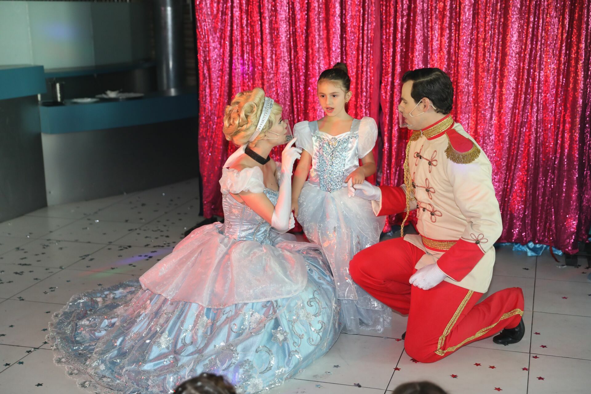 Foto Paola - Cinderela - ANIMATRIX Buffet - Imagem 51