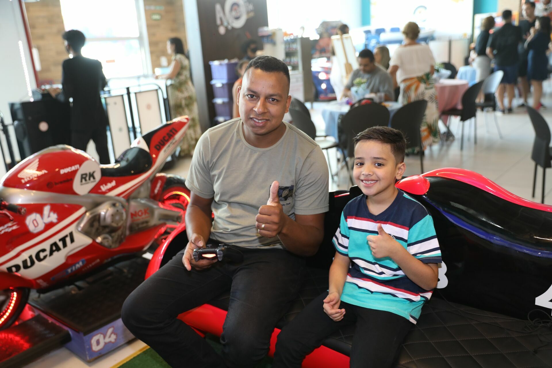 Foto Paola - Cinderela - ANIMATRIX Buffet - Imagem 40