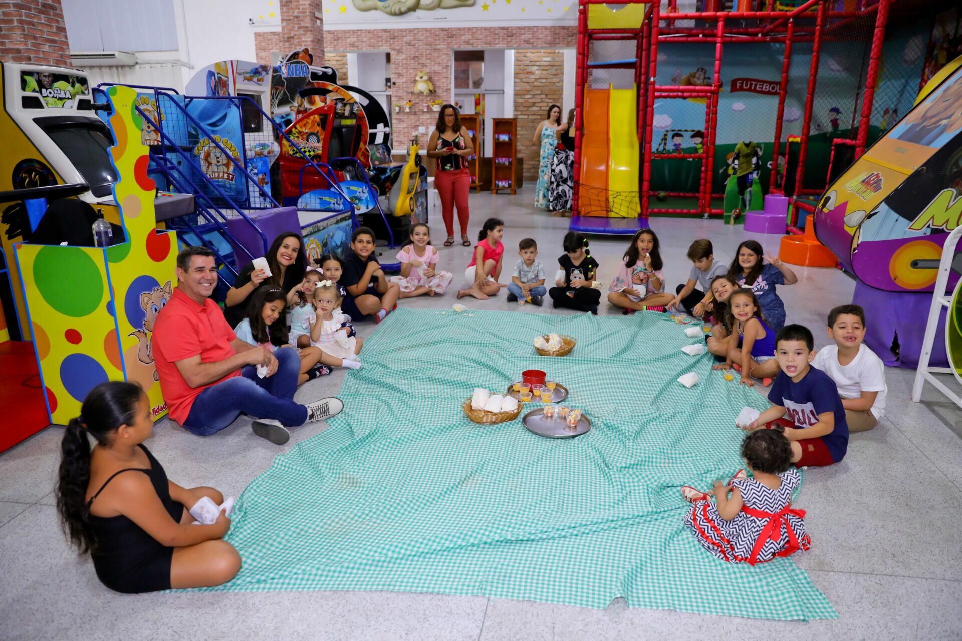 Foto Bia 3 - Pow Patrow - Toca do Gato Buffet - Imagem 25