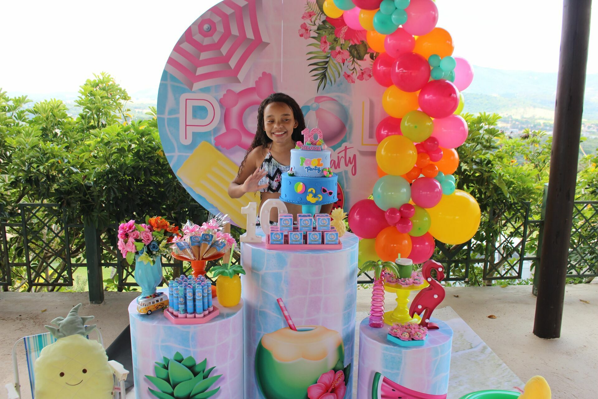 Foto Heloisa 10 - Poll Party - Imagem 1