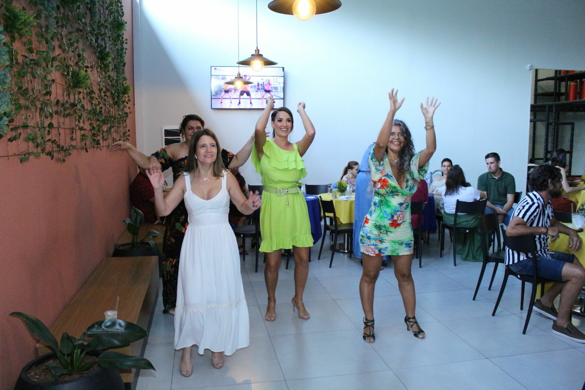 Foto Carolina 3.1 - Limão Siciliano - Splash Buffet - Imagem 24