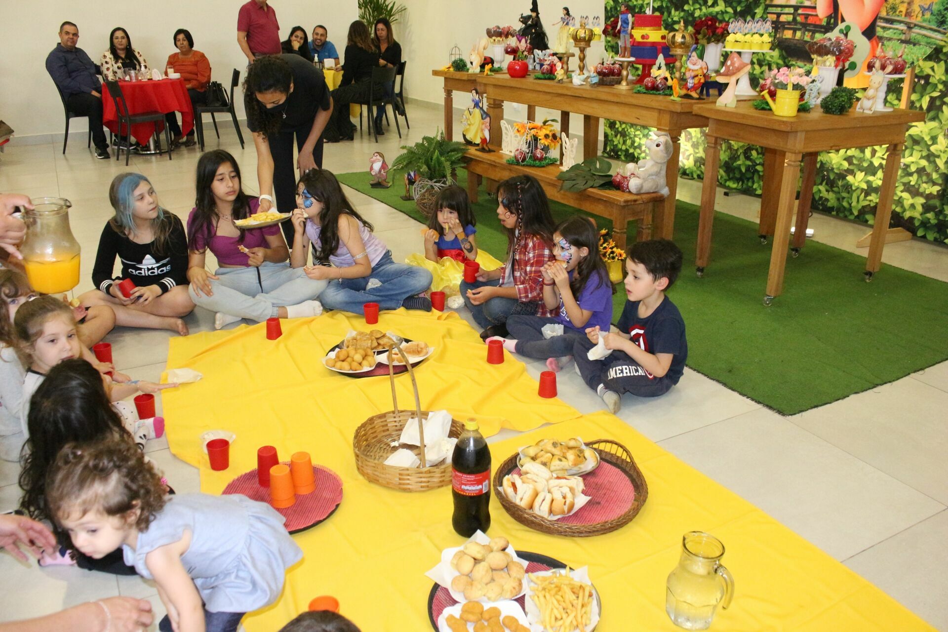 Foto Antonella - A Branca de Neve - Splash Buffet - Imagem 18