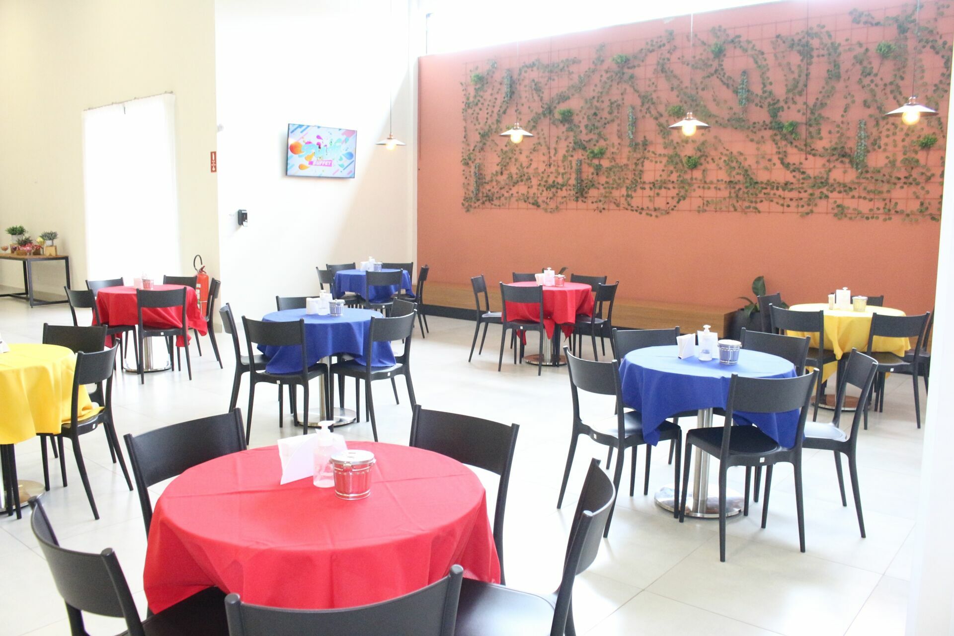 Foto Antonella - A Branca de Neve - Splash Buffet - Imagem 7