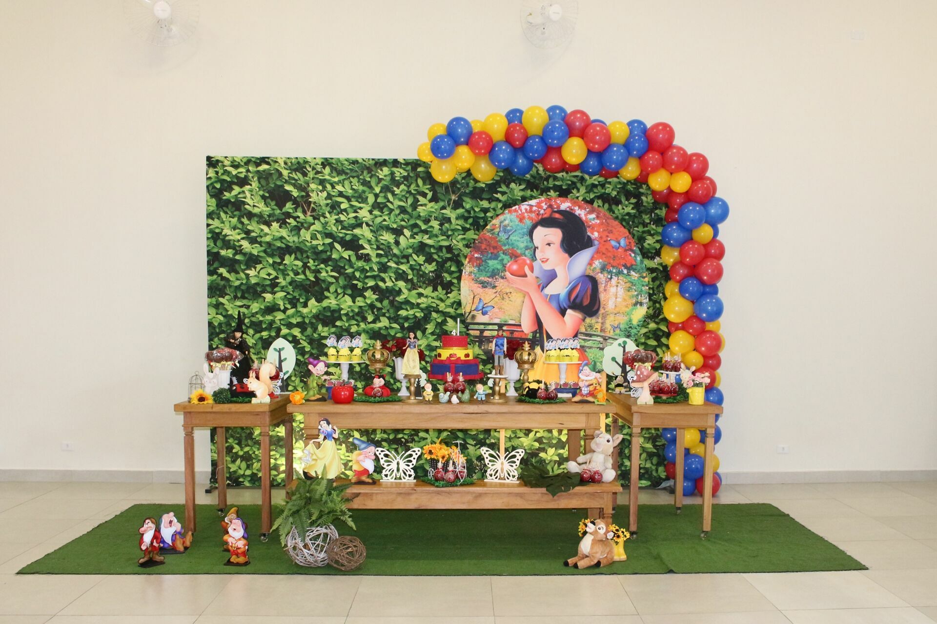 Foto Antonella - A Branca de Neve - Splash Buffet - Imagem 2