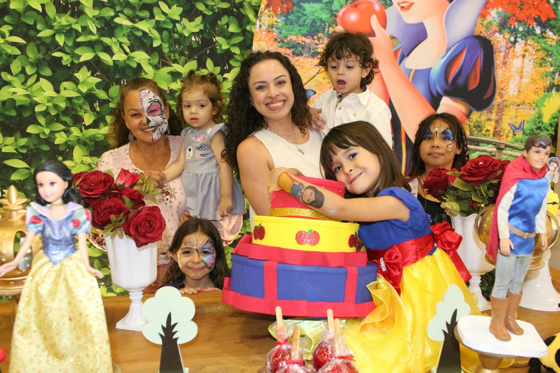 Foto Antonella - A Branca de Neve - Splash Buffet - Imagem 1