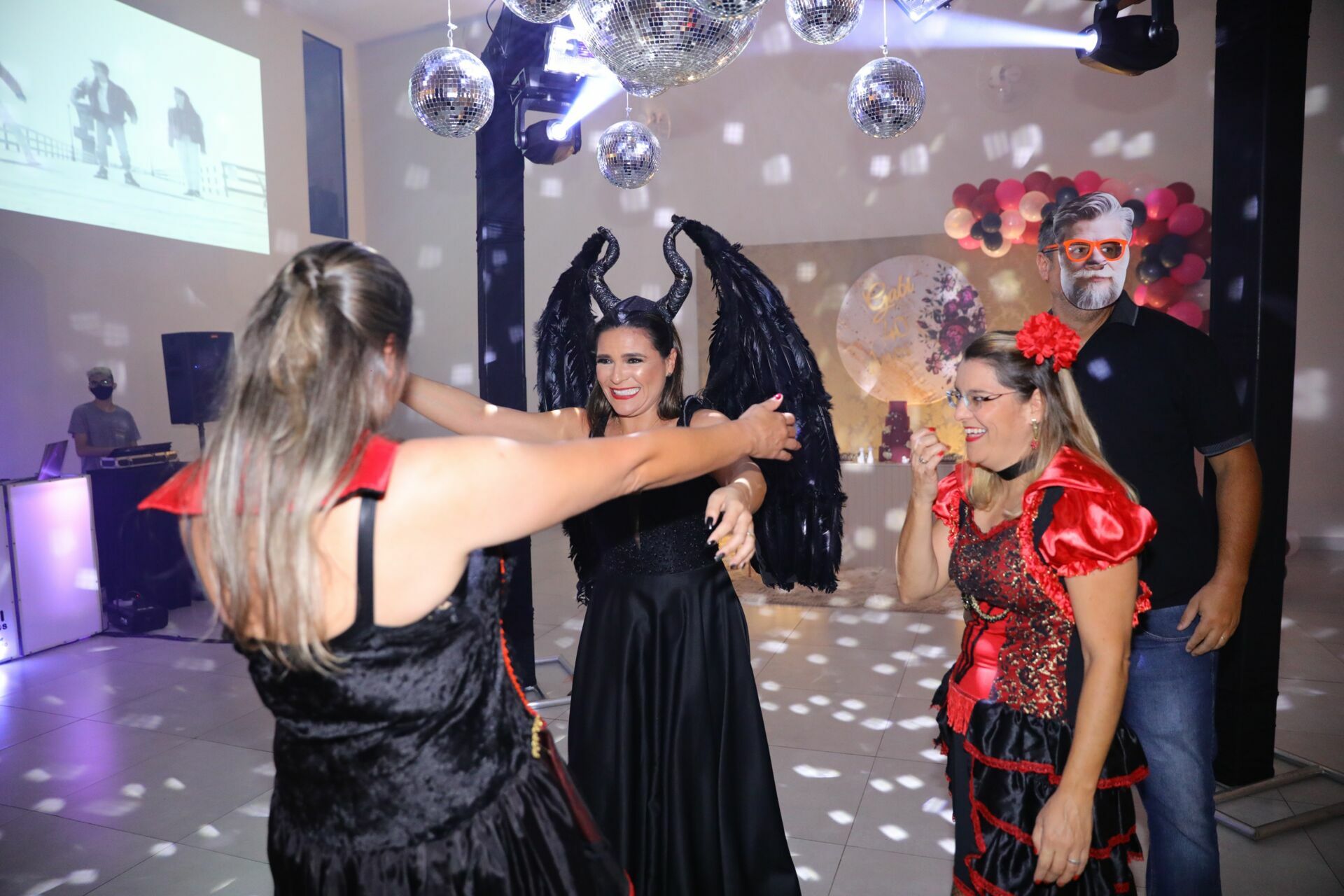 Foto Gabriela 4.0 - Festa a Fantasia - Splash Buffet - Imagem 44