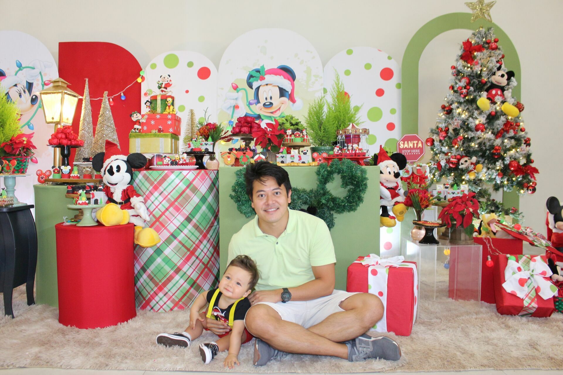 Foto Gabriel 1 - Mickey no Natal - SPLASH Buffet - Imagem 32