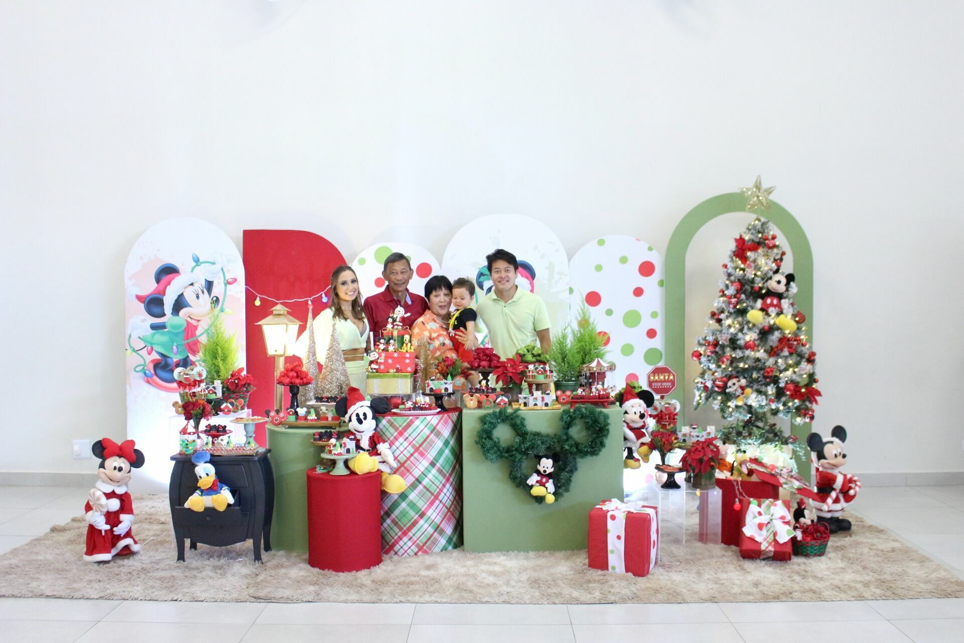 Foto Gabriel 1 - Mickey no Natal - SPLASH Buffet - Imagem 61