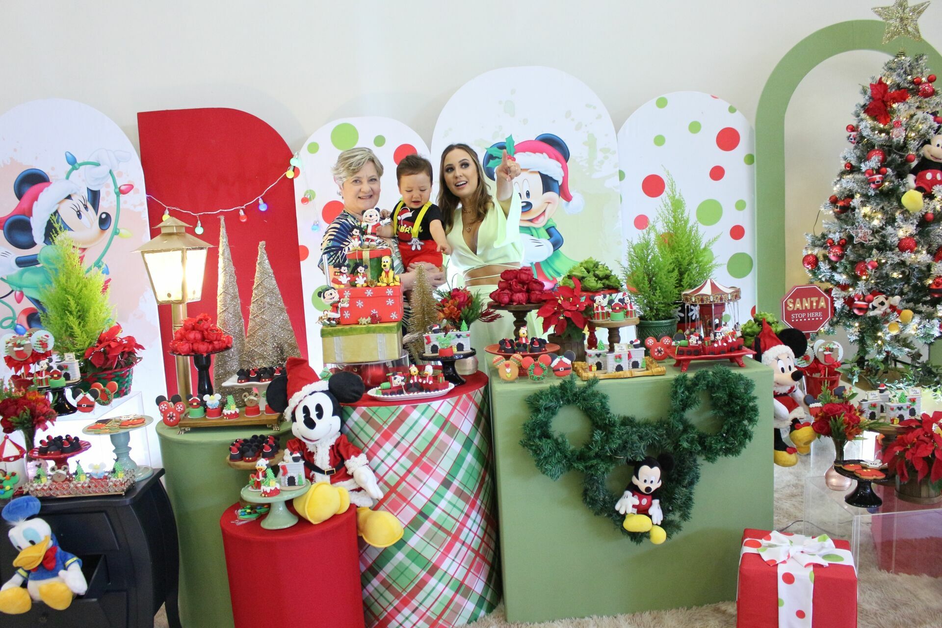 Foto Gabriel 1 - Mickey no Natal - SPLASH Buffet - Imagem 58