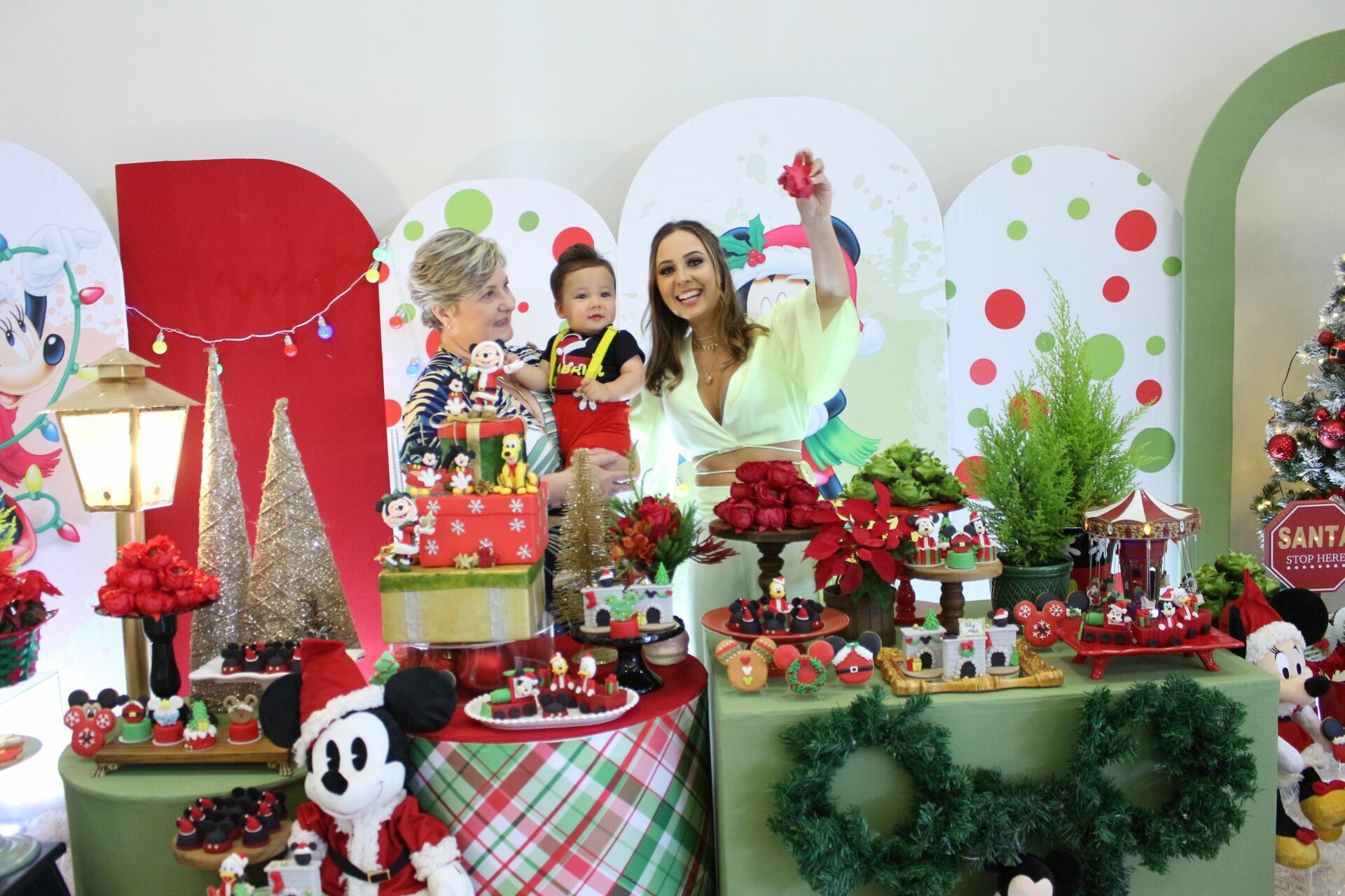 Foto Gabriel 1 - Mickey no Natal - SPLASH Buffet - Imagem 56