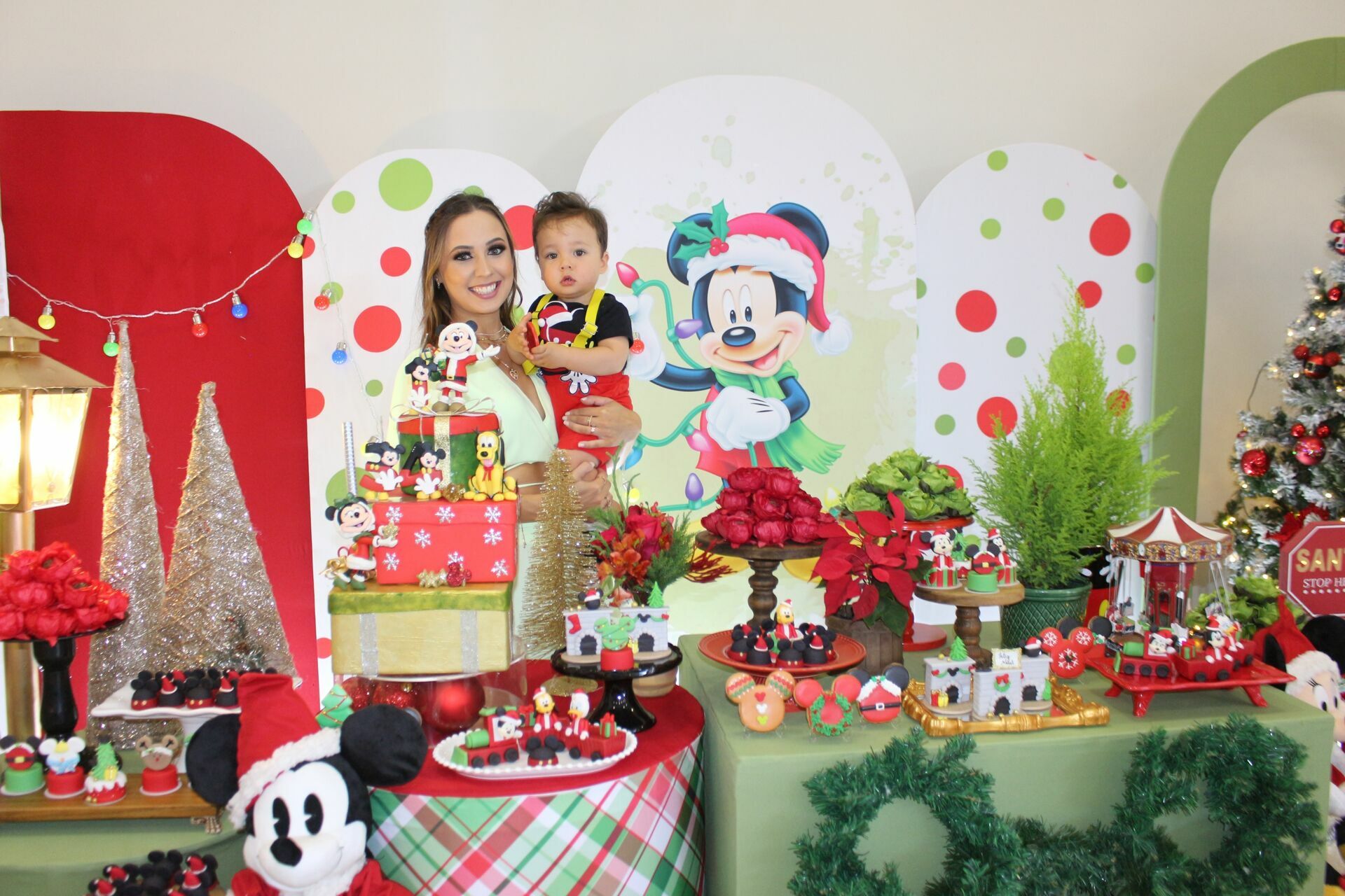 Foto Gabriel 1 - Mickey no Natal - SPLASH Buffet - Imagem 54